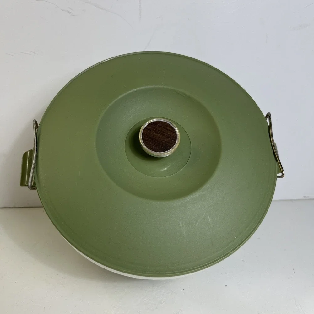 Vintage Royal Satin Therm-O-Ware Avocado Green Insulated Ice Bucket Casserole